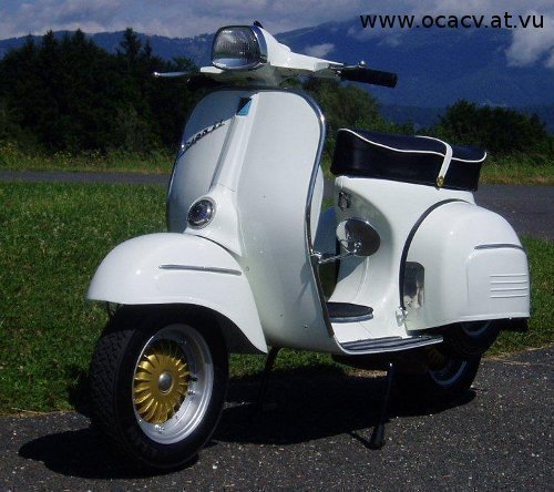 Vespa 180 Super Sport